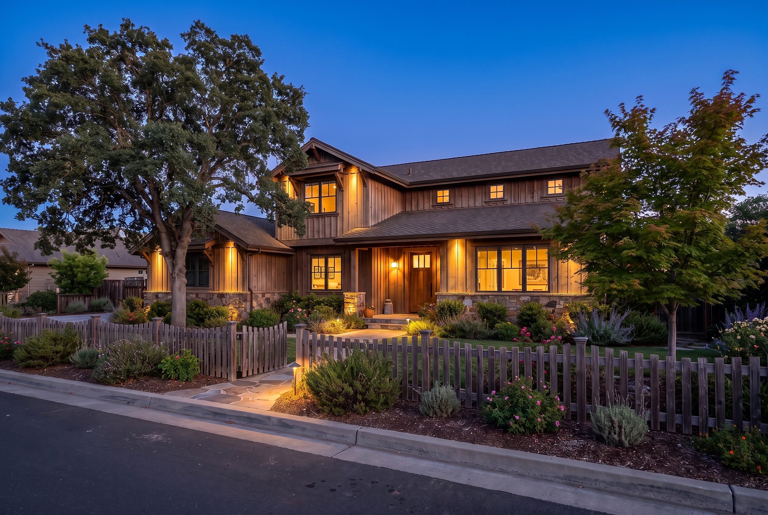 Rustic front yard, Essential